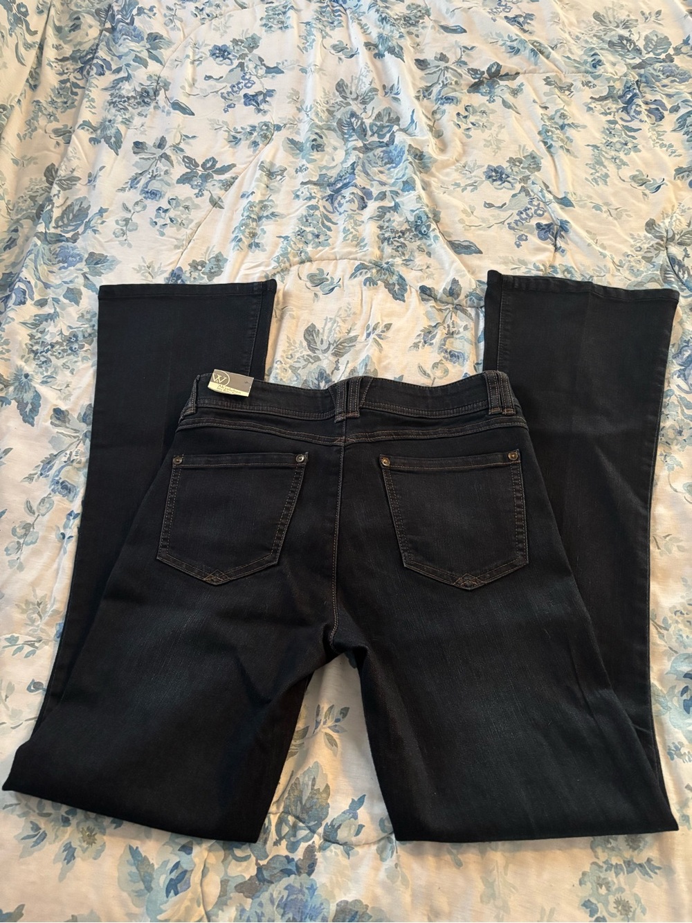 Wit & Wisdom Women’s Dark Indigo Boot Cut Jeans - Picture 2 of 3
